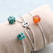 Inspirational Sets Stylish bracelets and earrings with natural stone cube beads