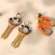 NEW New stunning wooden pendants with resin
