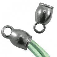 DQ European metal gunmetal / silver antracite findings Check out our Designer Quality European metal in gunmetal / silver anthracite