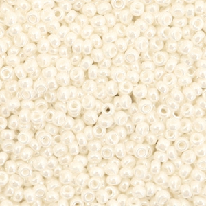 Miyuki seed beads 11/0 Ceylon Antique Ivory Pearl 11-592