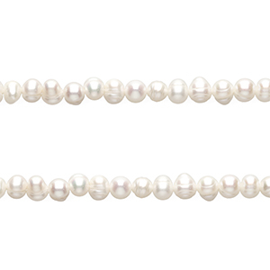 TQ Freshwater pearls oval Natural White
