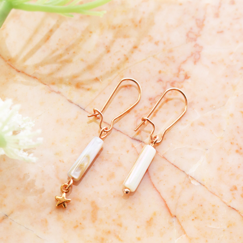 Summer jewellery with tube shell beads
