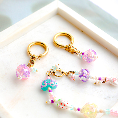 Jewellery inspiration with acrylic beads