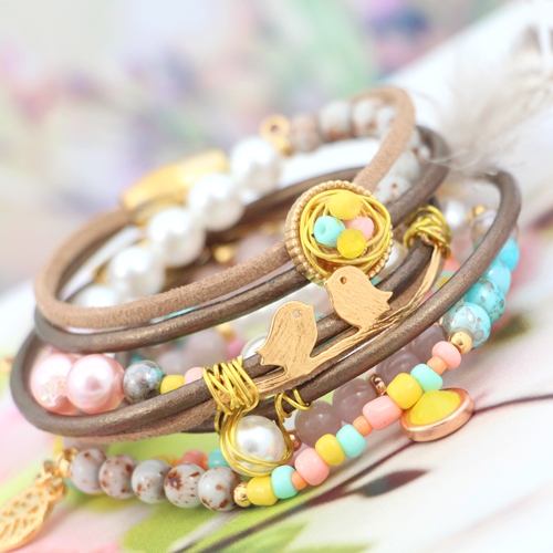 Funny jewellery for easter that make you smile