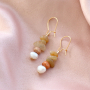 Amazing earrings, bracelets and necklaces of chips stone beads