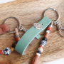 Endless variations with Cuoio keychains