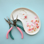 How to easily create the cutest jewellery with acrylic beads
