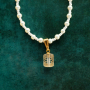 Mix & match with acrylic beads and golden details