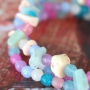With our natural top glass faceted beads you can make beautiful jewellery in a happy style!!