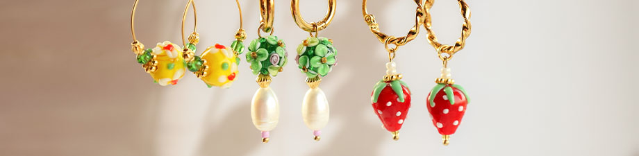 Hand-painted beads